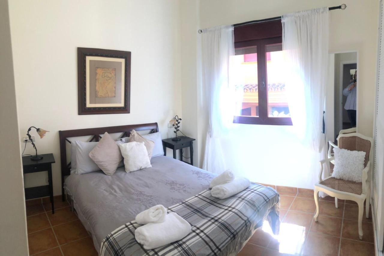 Elegant 2Br Apartment Puerto Banus Marbella Just 12 Minutes Away By G00Giemaps Estepona Eksteriør bilde